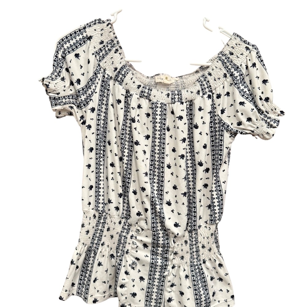 New & Next Smocked Top Floral Print Blouse Off Shoulder Bohemian Medium